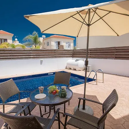 Vila Picture This Enjoying Your Holiday In A Luxury 5 Star In For Less Than A 1307 Paralimni