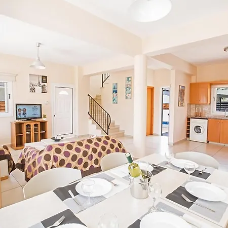 Villa Picture This Enjoying Your Holiday In A Luxury 5 Star In For Less Than A 1307