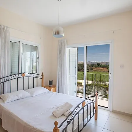 Willa Picture This Enjoying Your Holiday In A Luxury 5 Star In For Less Than A 1307 *